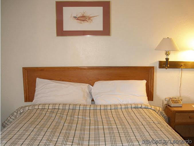 Red Carpet Inn & Suites New Cumberland Exteriér fotografie
